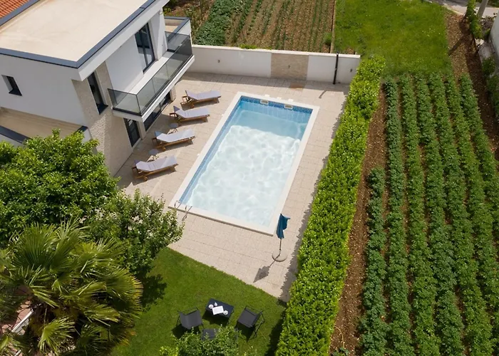 Ferienhaus Maja With Private Pool Donji Proložac