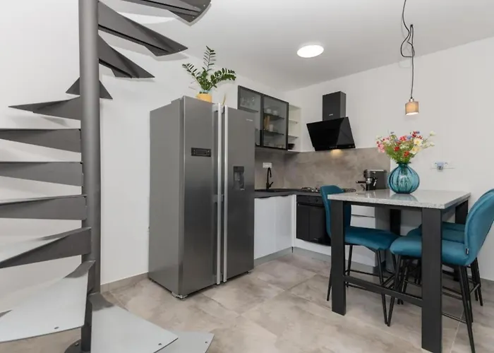 Maja With Private Pool *